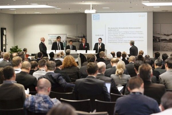 Impressionen vom eCarTec Kongress (Bild: Philippe Barbosa für MunichExpo Veranstaltungs GmbH)