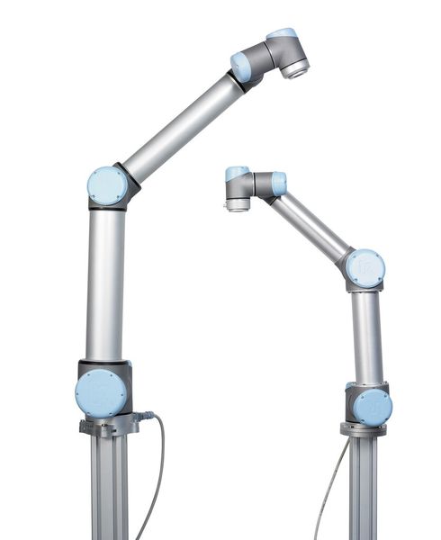 Gruppenbild: UR10 und UR5. (Bild: Universal Robots)