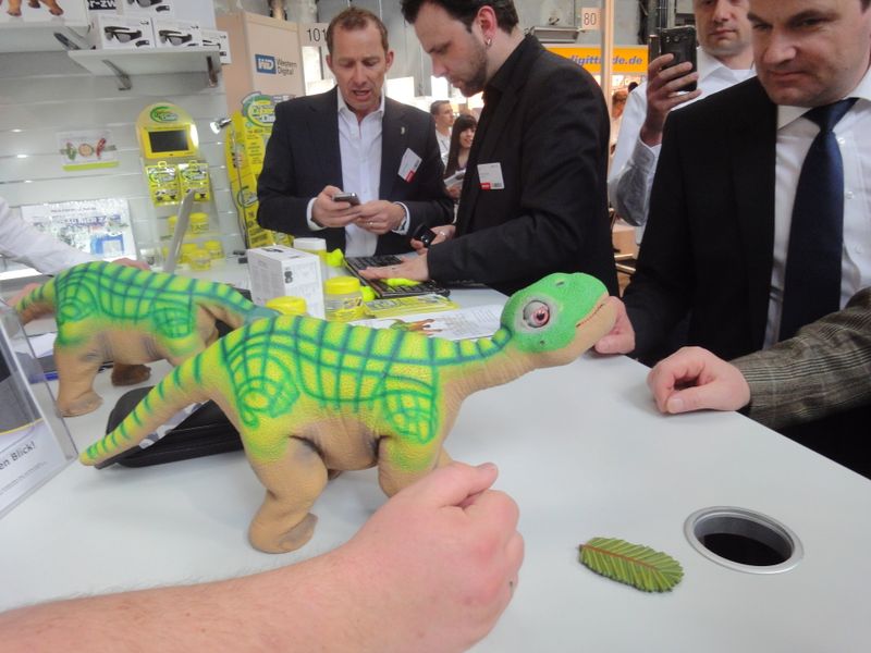 ...dem kleinen Dino. (Archiv: Vogel Business Media)