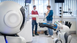 Assistant robot communicates via ChatGPT: Doctors and patients can interact with GARMI. (Image:Andreas Heddergott / TU Munich)