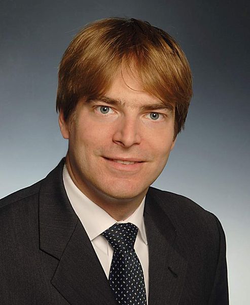 Dr. Sebastian Haupt, Projektmanager am MAG Tech Center in Schaffhausen/Schweiz, über energiesparende Stand-by-Schaltungen: „Bei einem Zwei-Schicht-Betrieb sollte die Maschine nicht die ganze Nacht angeschaltet bleiben.“ Bild: MAG (Archiv: Vogel Business Media)