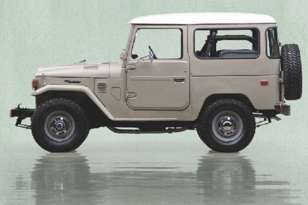 1976 Toyota FJ40 Land Cruiser (RM-Sotheby's)