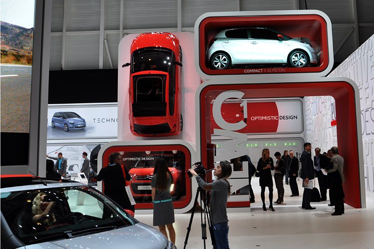 Andere wollten durch spektakuläre Aufbauten punkten... (Foto: Wehner)