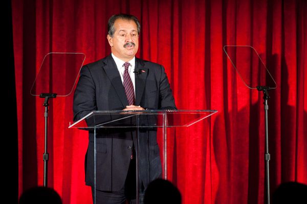 Platz 2: Dow Chemical, USA  Andrew N. Liveris ist bereits seit 2004 als CEO von Dow Chemical tätig. Der 58-jährige Australier ist Autor des Buchs 