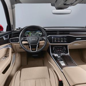 Den Innenraum des A6 hat Audi umfangreich modernisiert.