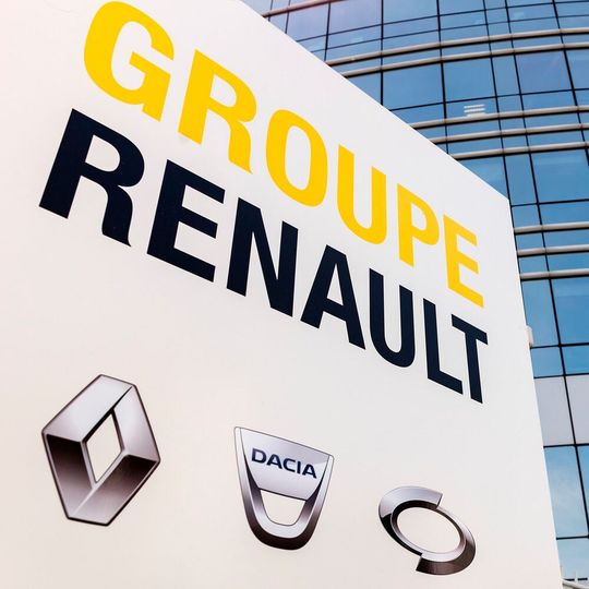 Der in finanzielle Schwierigkeiten geratene Hersteller Renault erhält vom französischen Staat einen Kredit von fünf Milliarden Euro.(Bild:  Renault)