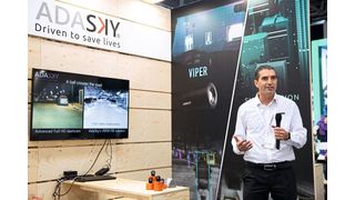 Adasky zeigte einen Sensor, der ähnlich einer Wärmebildkamera die Temperatur von Objekten (rechter Teil des Bildschirms) erfasst. (Oliver Tamagnini/VDA)