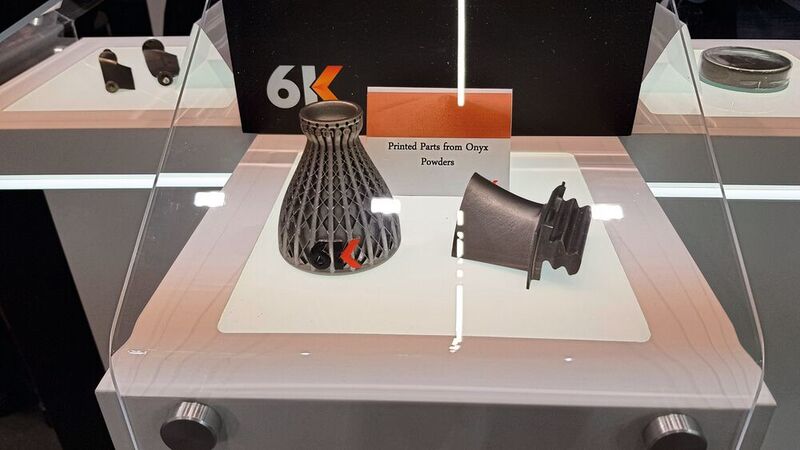Die Firma 6K aus den USA stellt aus Dreh- und Frässpänen mittels Mikrowellenplasma-Technologie Metallpulver für die Additive Fertigung her. (D.Quitter/konstruktionspraxis)