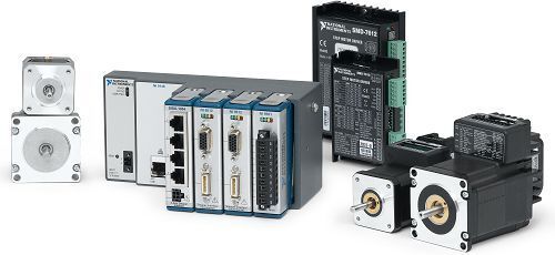 Direkte Anbindung von Motoren und Antrieben von NI und Drittanbietern direkt an CompactRIO und Integration von Algorithmen für die Motorsteuerung mit Mess-I/O und Bildverarbeitung (National Instruments)