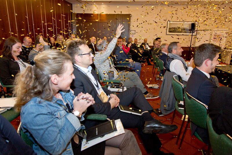 Am nächsten Tag standen weitere interaktive Workshops für Distributoren, System-Integratoren und Headset-Spezialisten auf der Agenda.  (Jabra / susi@fotostudio-graf.com)