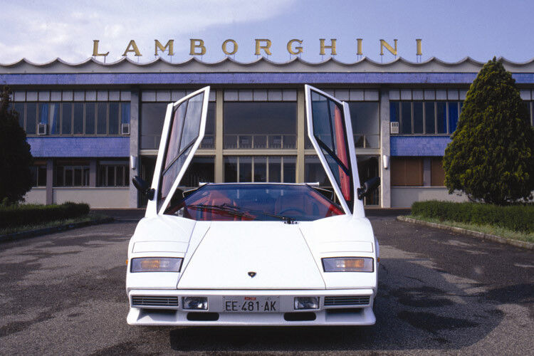 Regelmäßig kamen neue Varianten und Weiterentwicklungen des Countach. (Foto: Lamborghini)