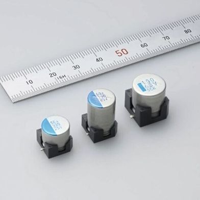 The new hybrid aluminum electrolytic capacitors of the HVX (-K) and HTX (-K) series from TAIYO YUDEN are designed for 48 V automotive applications and combine low ESR with high current capability and an operating temperature of up to 135 °C. (Image:  TAIYO YUDEN)