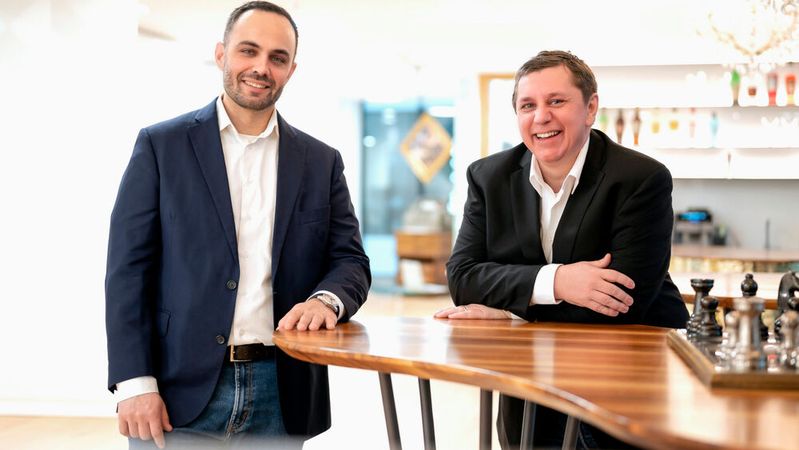 Andreas Lauringer (links) und Michael Naderhirn (rechts) sind die Gründer von Kontrol.(FOTOKERSCHI.AT / KERSCHBAUMMAYR)