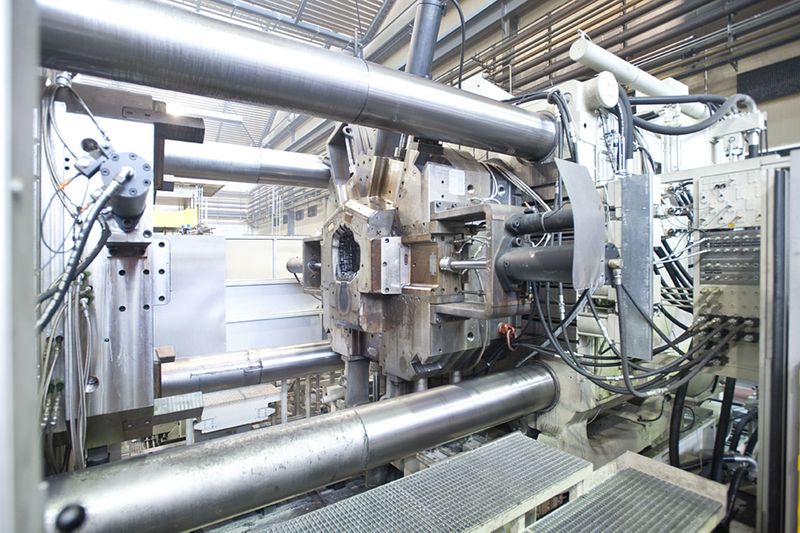 Platz 15: Maschinen-/Analgenbau mit 7% Burn-Out-Risiko (2% gering, 1% mittel und 4% hoch)Weitere interessante Beiträge zum Thema Burn-Out:- So zaubern Sie den Burnout weg  - Angst vor Burn-Out in Kunststoffindustrie weit verbreitet  - Studie belegt: Erhöhte Burnout-Gefahr bei Projektmanagern - Balance statt Burnout   (Bild: Handtmann01 - Own work, CC BY-SA 3.0, https://commons.wikimedia.org/w/index.php?curid=23254054) (Bild: Handtmann01)