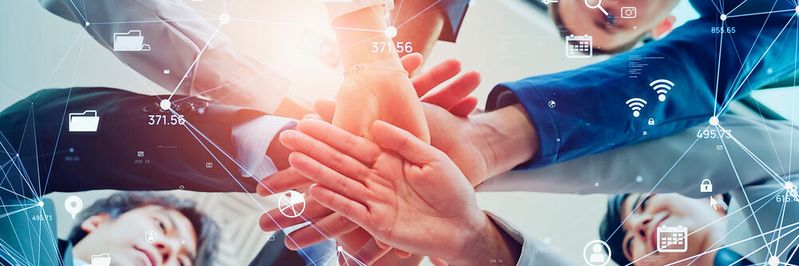 Vertrauen ist Voraussetzung für digitale Geschäftsmodelle. Vertrauen ist Voraussetzung für digitale Geschäftsmodelle.