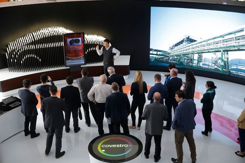 Präsentation der ConceptCar-Werkstoffe im Covestro-Forschungszentrum Shanghai. (Covestro)