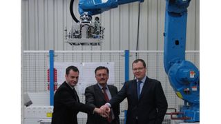 Führungsteam von Transnova-Ruf: Dr. Klaus-Peter Ruf (Mitte) mit  seinen beiden Söhnen Martin (links) und Michael.  (Bild: Transnova-Ruf)