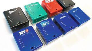 Die Prüfer fast aller Prüforganisationen stellen ihr temporäres Netzwerk für die HU in den Prüfstützpunkten mit dem NPC-2016 von Cartesy her. (Bild: Cartesy GmbH)