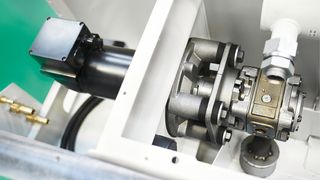 de-2023-05-804-aufmacher-arb00091794-servohydraulik-8726 (Quelle: Arburg)