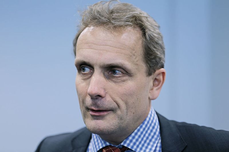 «Wir verfügen in der Schweiz über hervorragende Mitarbeiter mit hoher Motivation, die wissen, dass eine 35-Stunden-Woche das Aus für den Werkplatz Schweiz bedeuten würde.» Marc Schuler, CEO Dixi Polytool S.A. (Bild: Matthias Böhm)