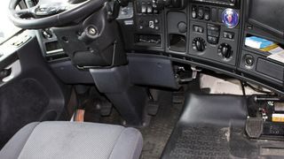 Am Standort Lehrte bei Hannover hat Hellmann Worldwide Logistics die erste unternehmenseigene Fahrschule gegründet. (Bild: Hellmann)