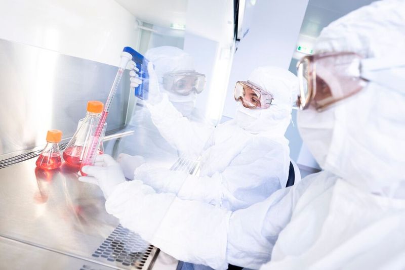 Polymun entwickelt biopharmazeutische und liposomale Wirkstoffsysteme in eigenen Forschungs- und Entwicklungslaboren. (Source: Stephan Polzer)