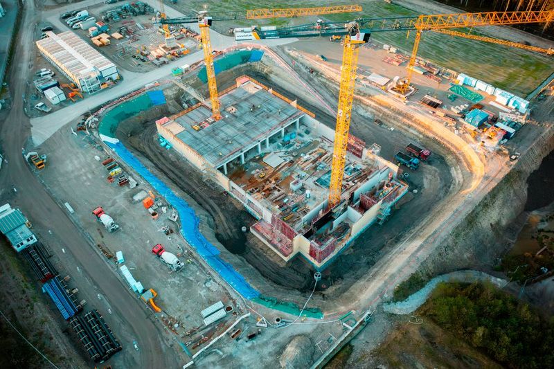 Luftaufnahme der Baustelle für eines der modernsten Produktionszentren Europas (Bild: Roche)