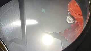 Dekontaminationsausführung durch einen technischen Verfahrenstechniker. (Bild: NT Service)