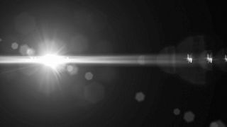 Mehr als jedes fünfte Nutzfahrzeug hat Probleme mit den Scheinwerfern, jedes zehnte blendet den Gegenverkehr. (Bild: Osram Continental)