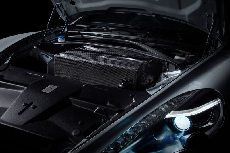 Kein Verbrenner, dafür hat der Aston Martin Rapide E 449 kW aus zwei elektrischen Heckmotoren. (Aston Martin)