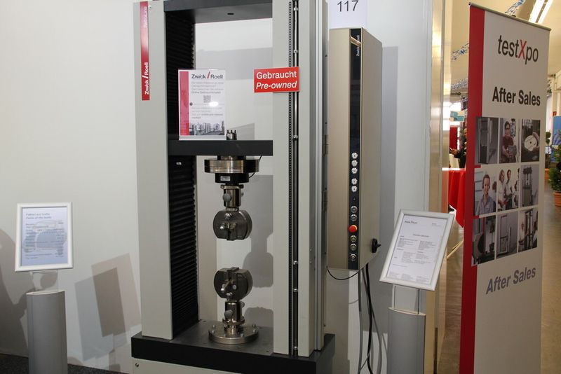 Auch gebrauchte Prüfmaschinen von Zwick waren auf der Fachmesse zu sehen. (Bild: Schäfer)
