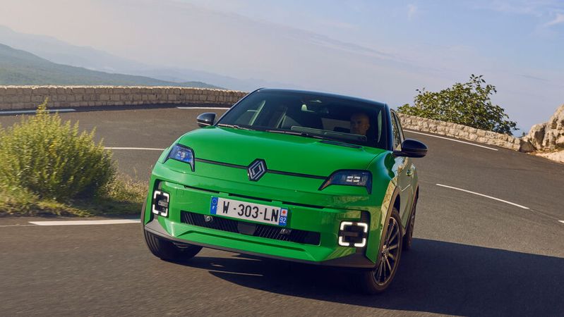 Der elektrische R5 kommt gut an.(Bild:  Renault)