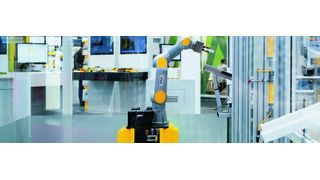 Aus der Kombination von FTS und Manipulator ergeben sich neue Möglichkeiten für die Gestaltung intralogistischer Prozesse. (Pilz GmbH & Co. KG)