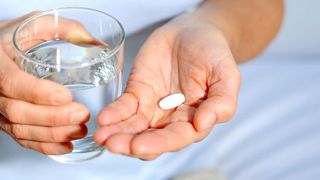 Eine Therapie mit Antibiotika zerstört die meisten Bakterien der Darmflora. Forscher konnten nun zeigen, dass sich das Mikrobiom des Darms ein halbes Jahr nach der Gabe von Antibiotika fast vollständig erholt hatte. Aber eben nur fast. (©photophonie - stock.adobe.com)