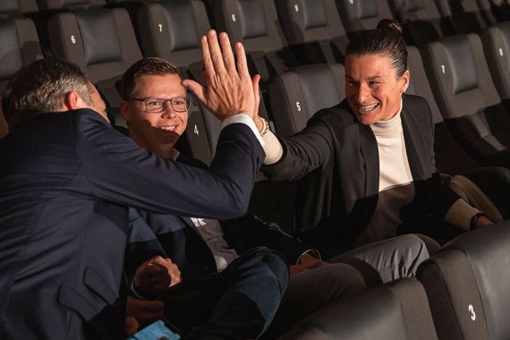 Große Freude nach der Verkündigung: Beresa sichert sich den Gesamtsieg.