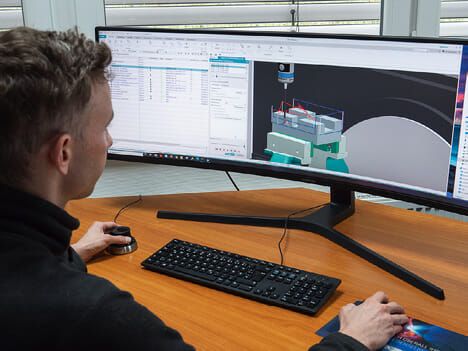 (Spezielle Funktionen im CAM erleichtern die Programmierung. Simulation, ein spezifisches Maschinenmodell und entsprechende Postprozessoren sichern eine kollisionsfreie Bearbeitung ab. Bild: DMG Mori)