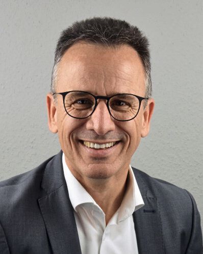 Herbert Feuchtinger, General Manager von Aptean DACH: „Mit dieser neuen Partnerschaft wird Aptean die Schweizer Kunden regional mit noch mehr Kundennähe und vor allem mit exzellentem Branchen Know-how betreuen.“