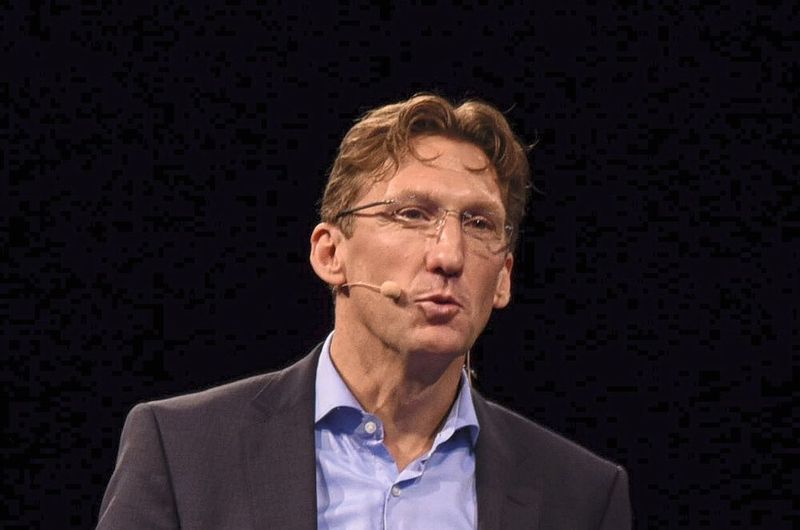 Klaus Löckel: „Nicht die Produkte, sondern die Daten und die Informationen sind die Innovation beziehungsweise der Treibstoff im 21. Jahrhundert.“ (Stefanie Michel)