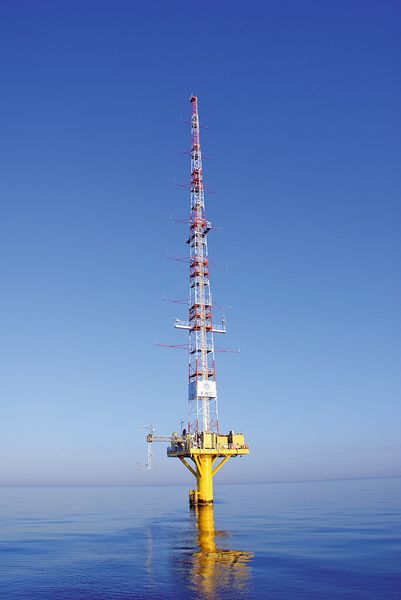 Auf dieser Fino-Offshorewindanlage wird der Korrosionsschutz von Bauteilen ganz genau geprüft. (Bild: Dörken MKS-Systeme)