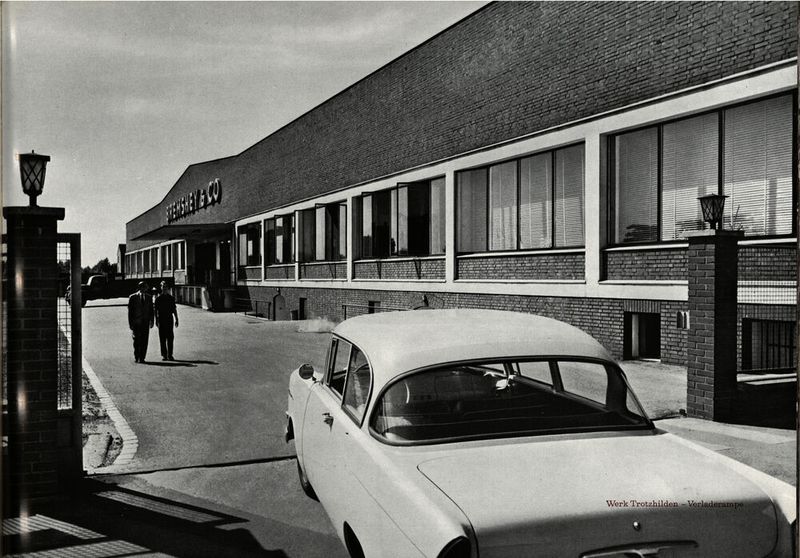 Nicht gleich schien die Entwicklung von Erfolg gekrönt. Erst Fritz Bremshey brachte 1932 den ersten Knirps auf den Markt.  (Bild: Mit freundlicher Genehmigung von Knirps)