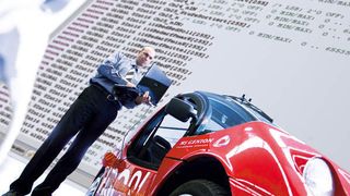 Der Energy Manager, eine innovative Softwarelösung für das mobile elektrische Energiemanagement, überwacht und steuert den kompletten Energiehaushalt im Fahrzeug   (Bild: ESG Elektroniksystem- und Logistik-GmbH)