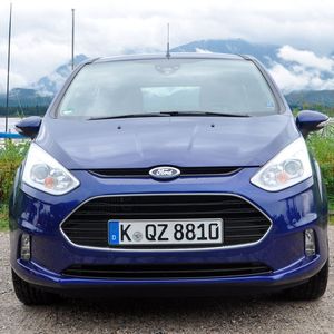 (Seyerlein / kfz-betrieb)