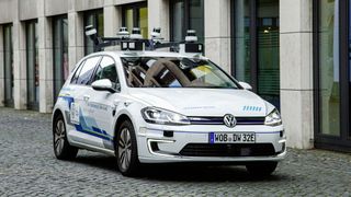 VW-Testfahrzeug für hochautomatisiertes Fahren. (Bild: Volkswagen)
