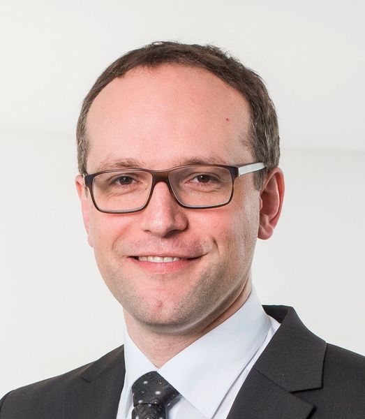 Marco Wendel, Medical Valley: „Die siegreichen Ideen aus den Wettbewerben werden nun mit Experten aus den drei Branchenbereichen Gesundheit, Materialien und Energie hinsichtlich ihres Umsetzungspotentials diskutiert.“ (Medical Valley)