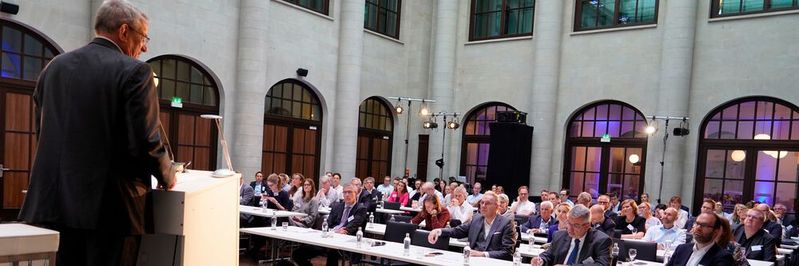 Plenum der MDR-Branchenkonferenz 2022 Plenum der MDR-Branchenkonferenz 2022