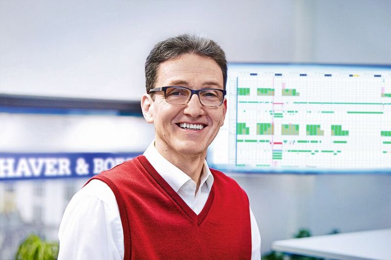 Dipl.-Ing. (FH) Andreas Bauer: „In den vergangenen Jahren ist viel Prozesswissen in das System eingeflossen. Gleichzeitig hat cronetwork die notwendige Flexibilität behalten, um auf die ständig wechselnden Anforderungen unserer Branche reagieren zu können.“ (Bild: Haver & Boecker)