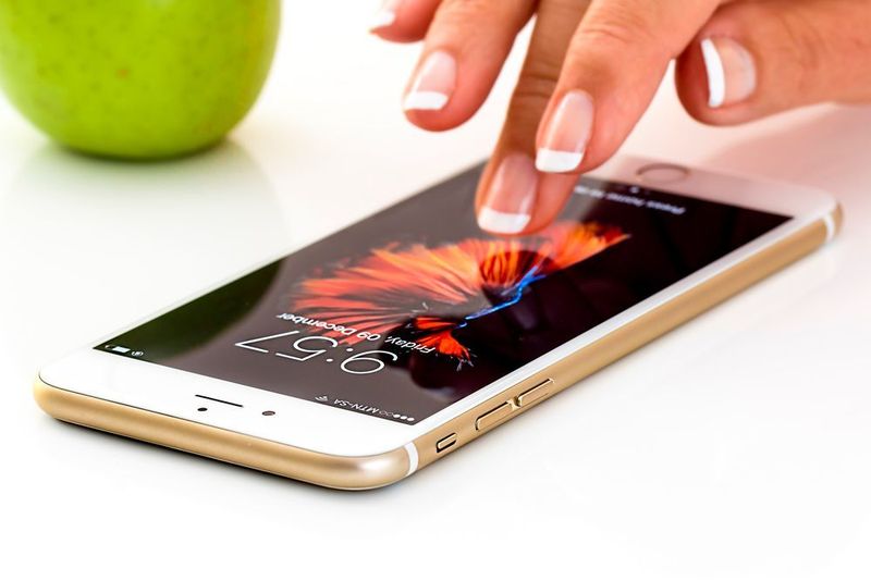 Platz 6: Das sind die neusten Automatisierungs-Apps –Immer mehr Unternehmen bieten Apps für die Industrie an, um Anwendungen besser zu steuern oder Handbücher direkt auf dem Smartphone zu haben. Wir stellen einige der neusten Apps aus der Automatisierung vor. (gemeinfrei)
