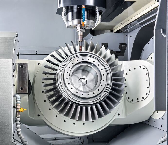 Bei der HSM-Bearbeitung spielen die Bearbeitungszentren eine zentrale Rolle. Die Makino-Maschinen bietet dafür unter anderem ein steifes Design, eine geeignete Spindeltechnologie und eine schnelle, präzise CNC-Steuerung. (Makino)