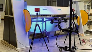 Versuchsaufbau der Gom-Aramis-Messung bei Dr. Hochstrate in Witten. (Bild: Hochstrate)