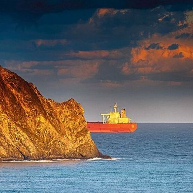 Global supply chains: Currently, there are shortages of oil, copper, and helium. (Image:Jörg Peter)